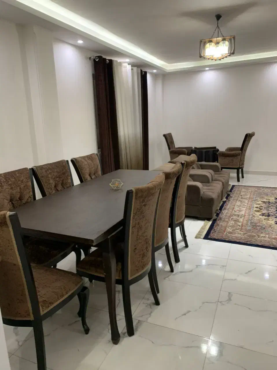 هم خانه نیازمندم