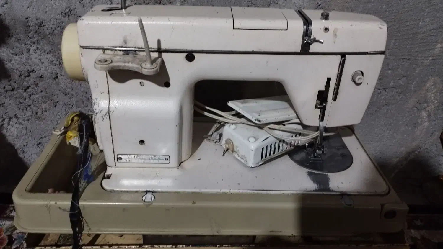 چرخ خیاطی ژانومنی 802پیچ زرد|چرخ خیاطی و ریسندگی|ایرانشهر, |دیوار