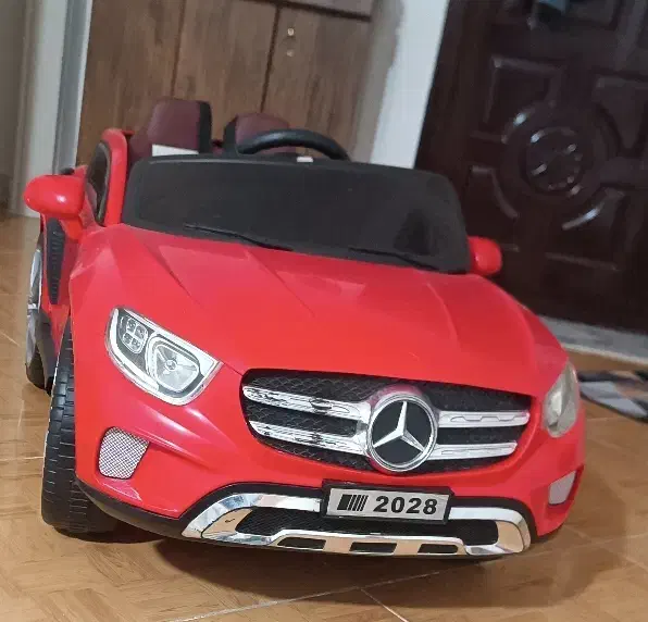 ماشین شارژی سالم|اسباببازی بچه|محمدشهر, محمدشهر|دیوار