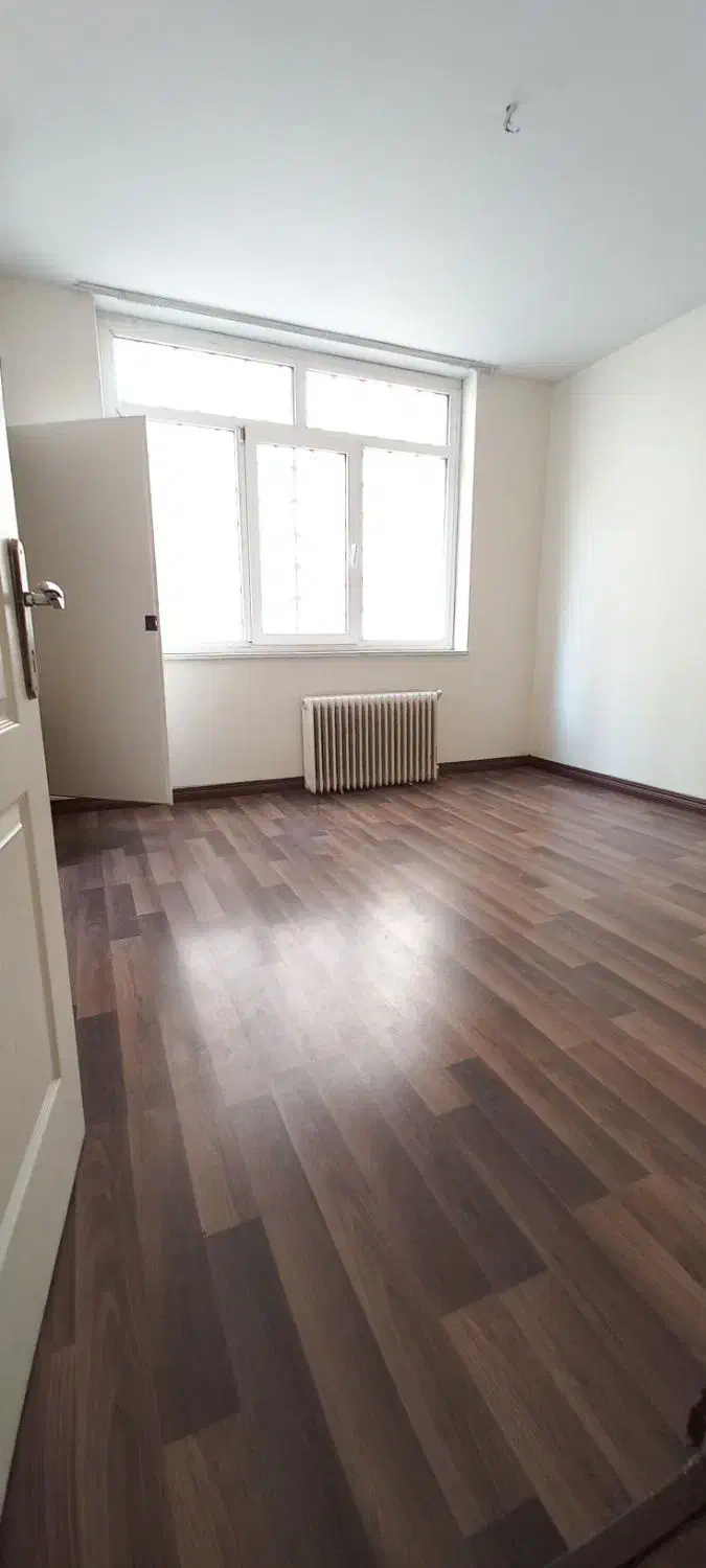 آپارتمان ۱۸۰ متری ۳ خواب تکواحدی طبقه ۱|اجارهٔ آپارتمان|تهران, هفت حوض|دیوار