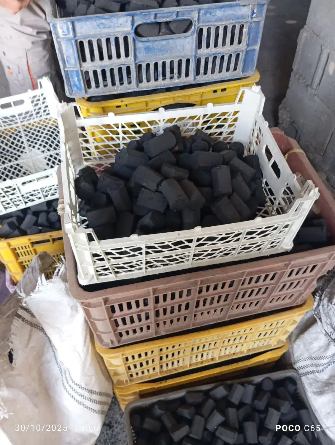 زغال شیش گوش|عمده‌فروشی|شهریار, شهرک وائین|دیوار