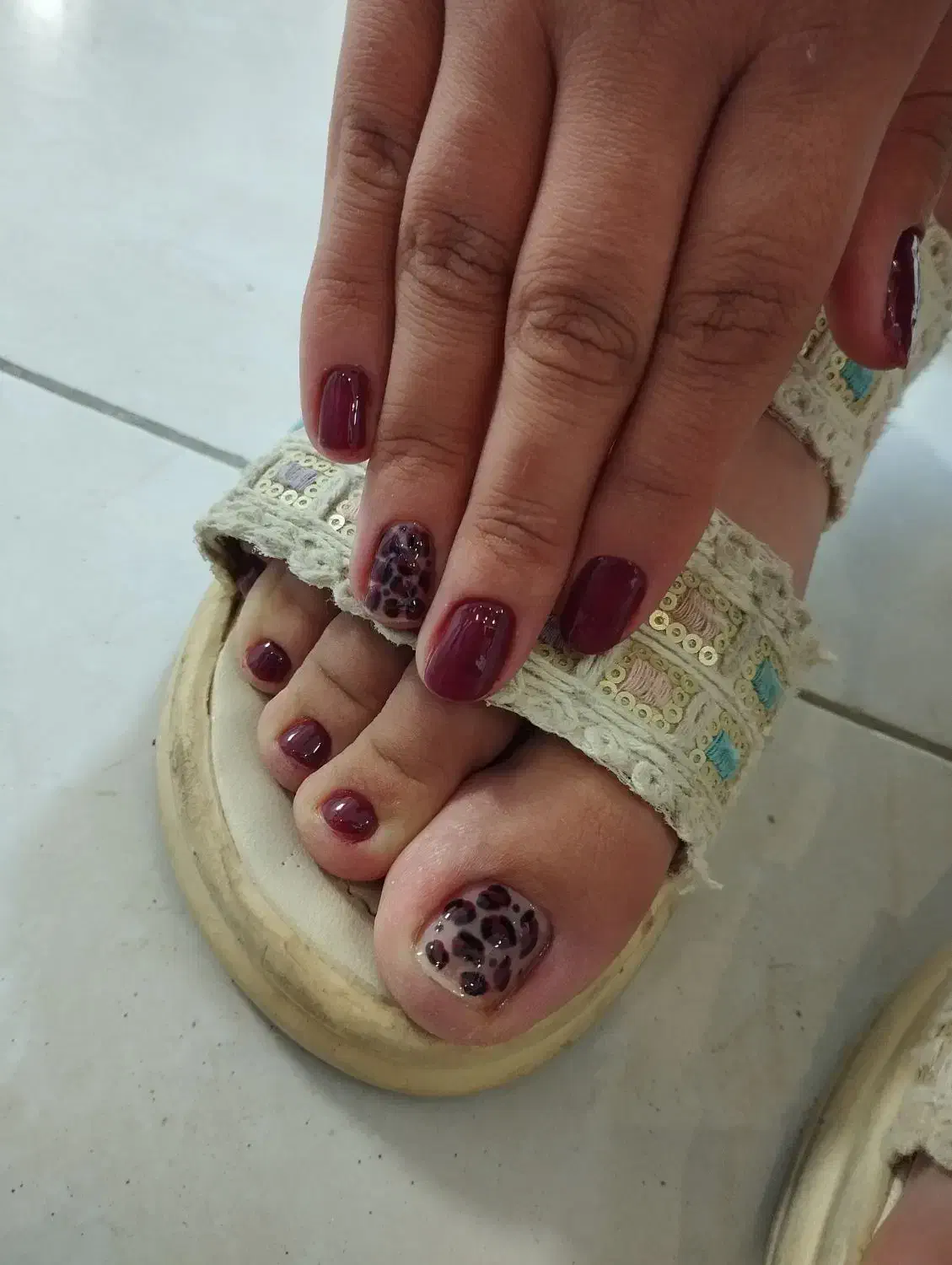 ناخن اقتصادی بکار|خدمات آرایشگری و زیبایی|تربت جام, پاسداران|دیوار