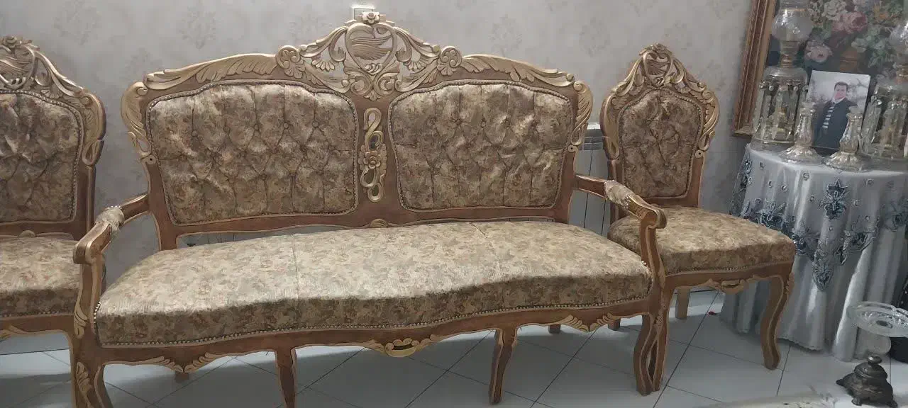 فروش مبل سلطنتی 9 نفره|مبلمان خانگی و میز عسلی|فردیس, خیام غربی|دیوار