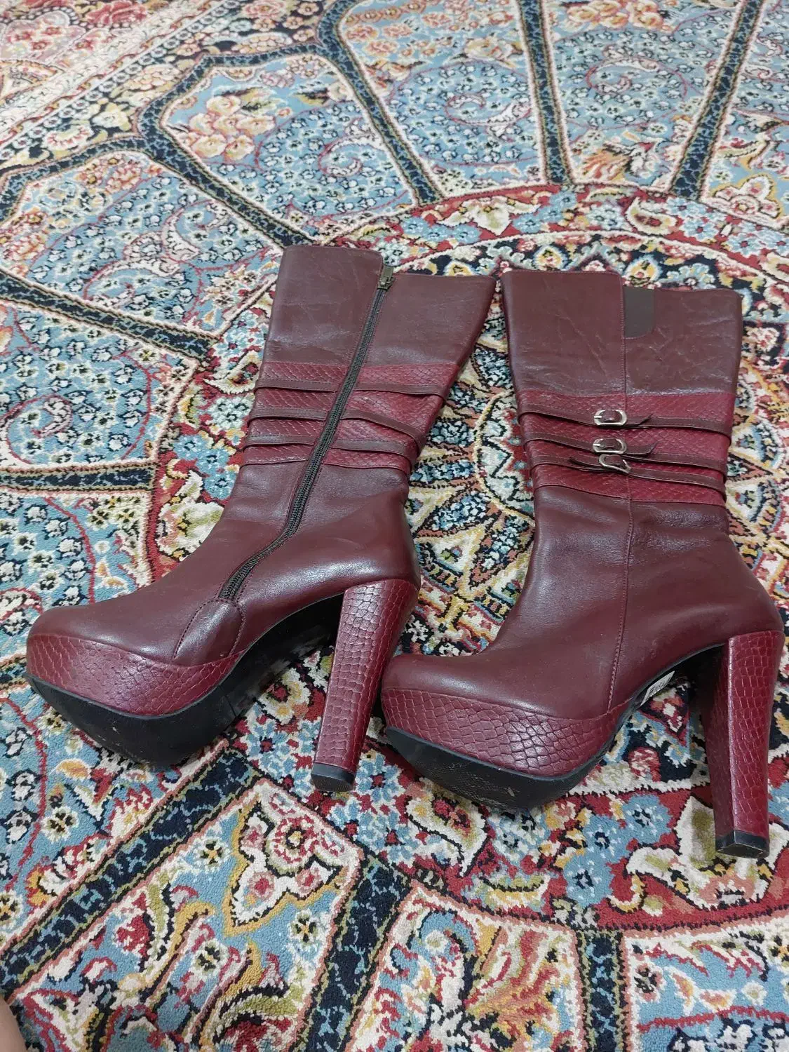 چکمه چرم|کیف، کفش، کمربند|رشت, ساغری سازان|دیوار