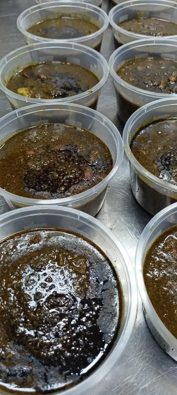 آشپز و پیک موتوری|استخدام خدمات فروشگاه و رستوران|قشم, |دیوار