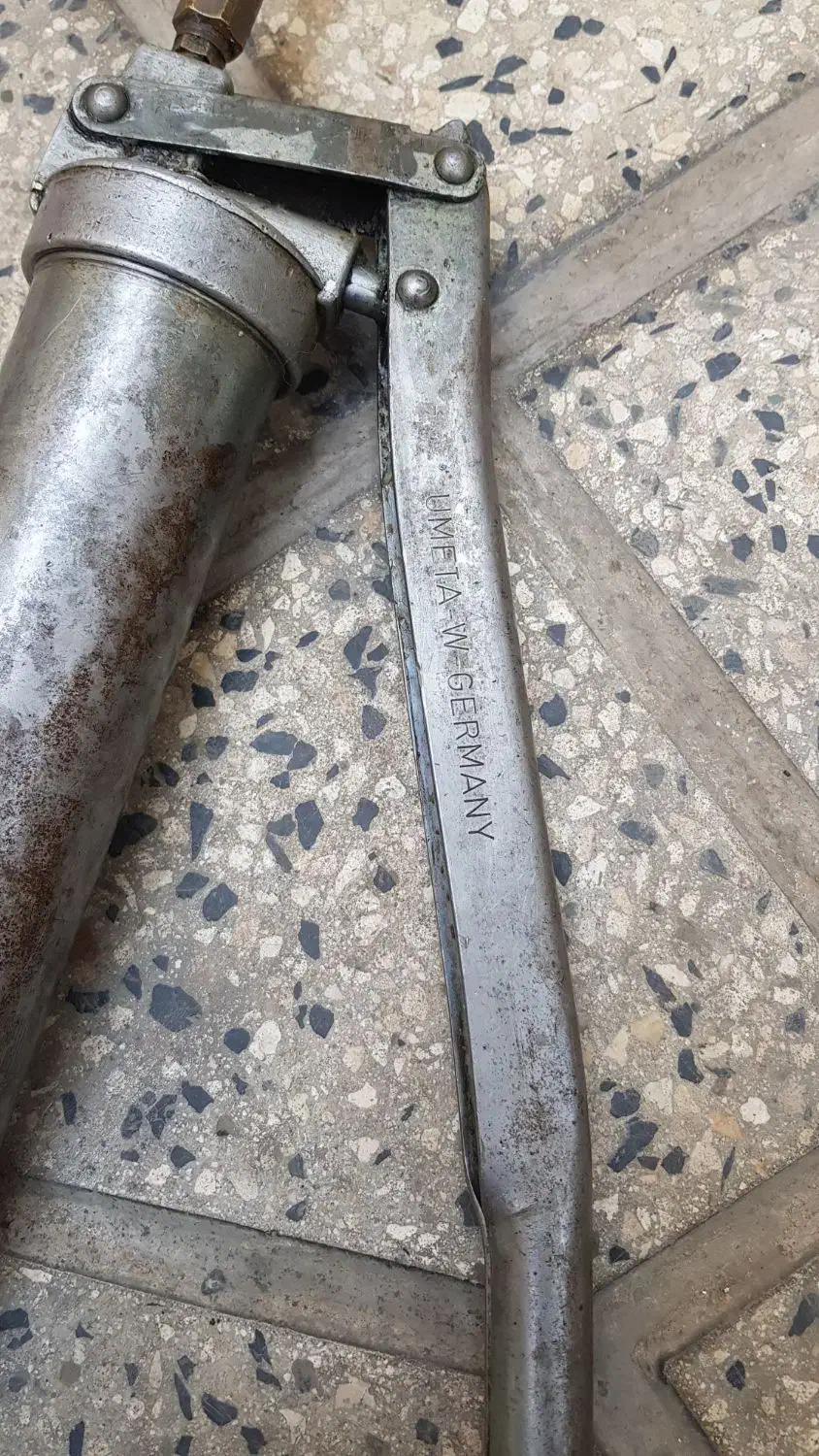 گریسپمپآلمانیبشرط|قطعات یدکی و لوازم جانبی|فردیس, شهرک هفده شهریور|دیوار