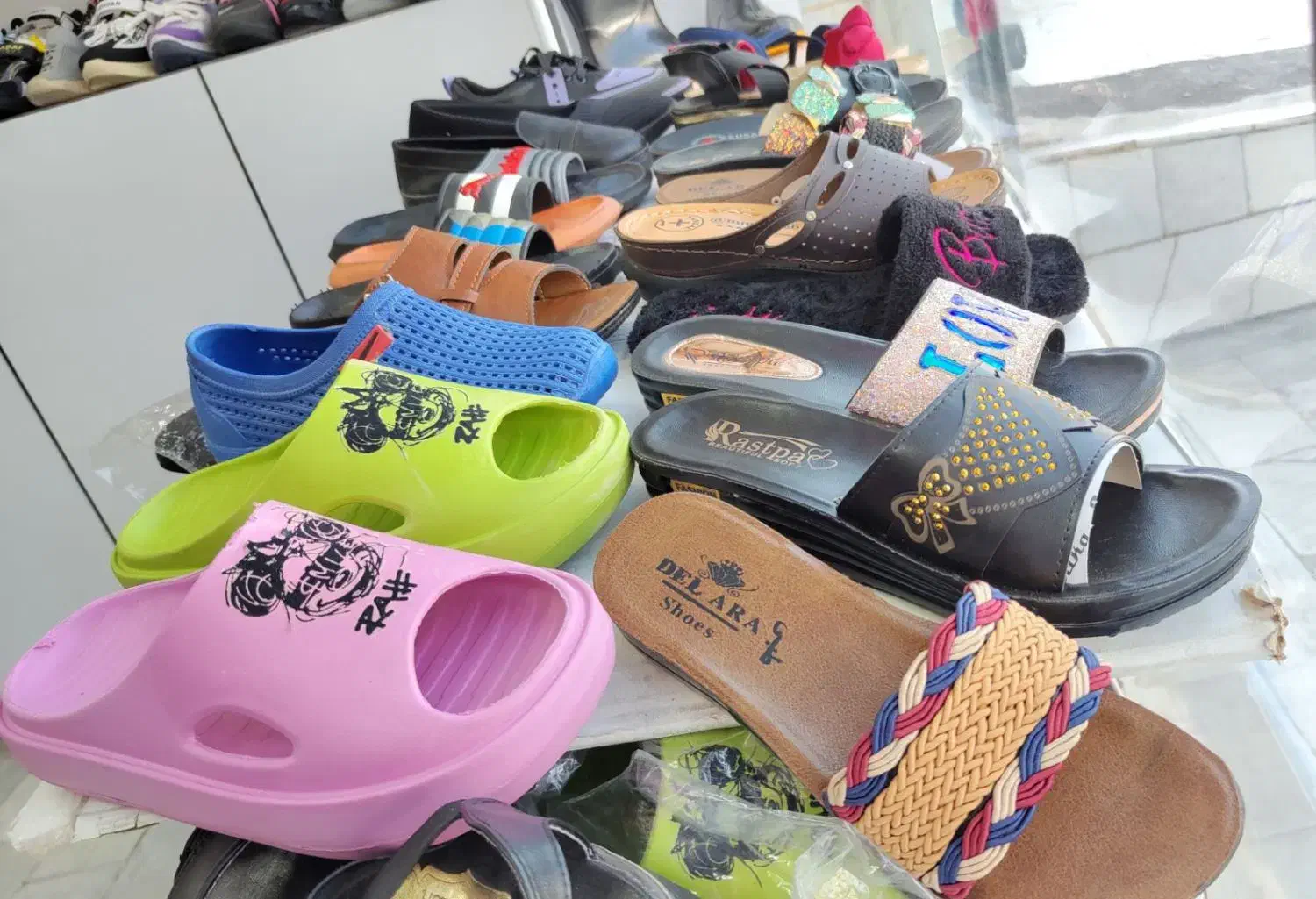 حراج دمپایی و صندل واسپرت|کیف، کفش، کمربند|بیرجند, |دیوار