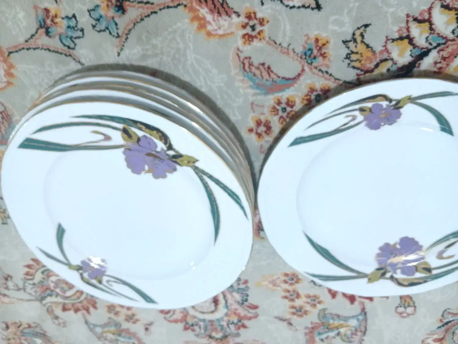 بشقاب چینی قدیمی دودست|ظروف سرو و پذیرایی|مینودشت, |دیوار