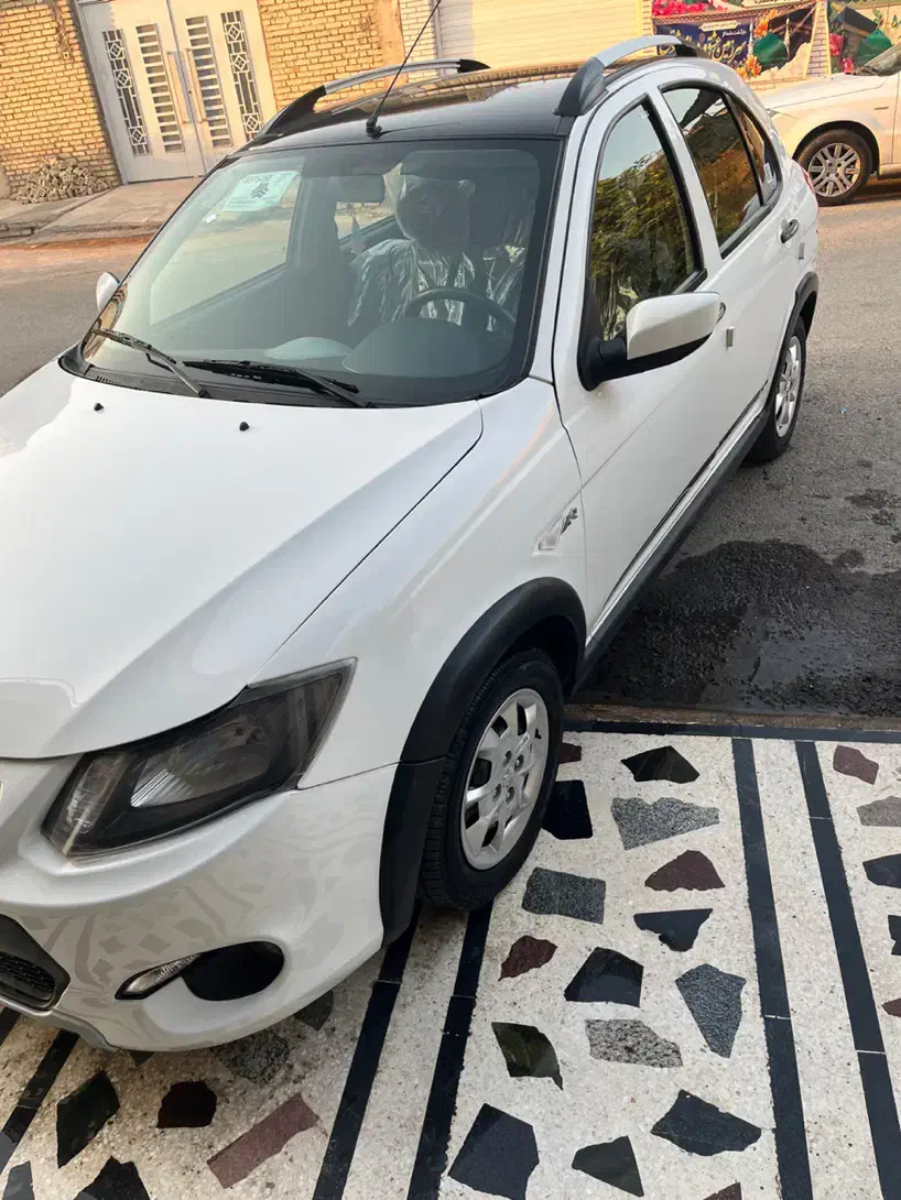 کیویک ۱۴۰۲ سفید مشکی بدون رنگ مشابه صفر|خودرو سواری و وانت|شوش, |دیوار