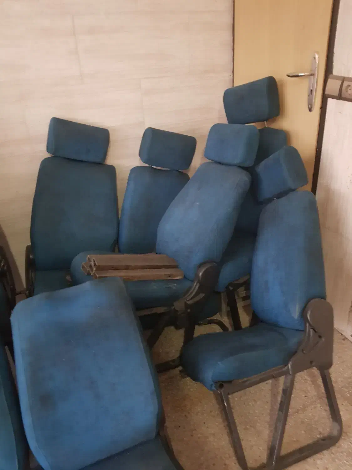 صندلی مینی بوس هیوندا|قطعات یدکی و لوازم جانبی|شاهین‌شهر, طالقانی|دیوار