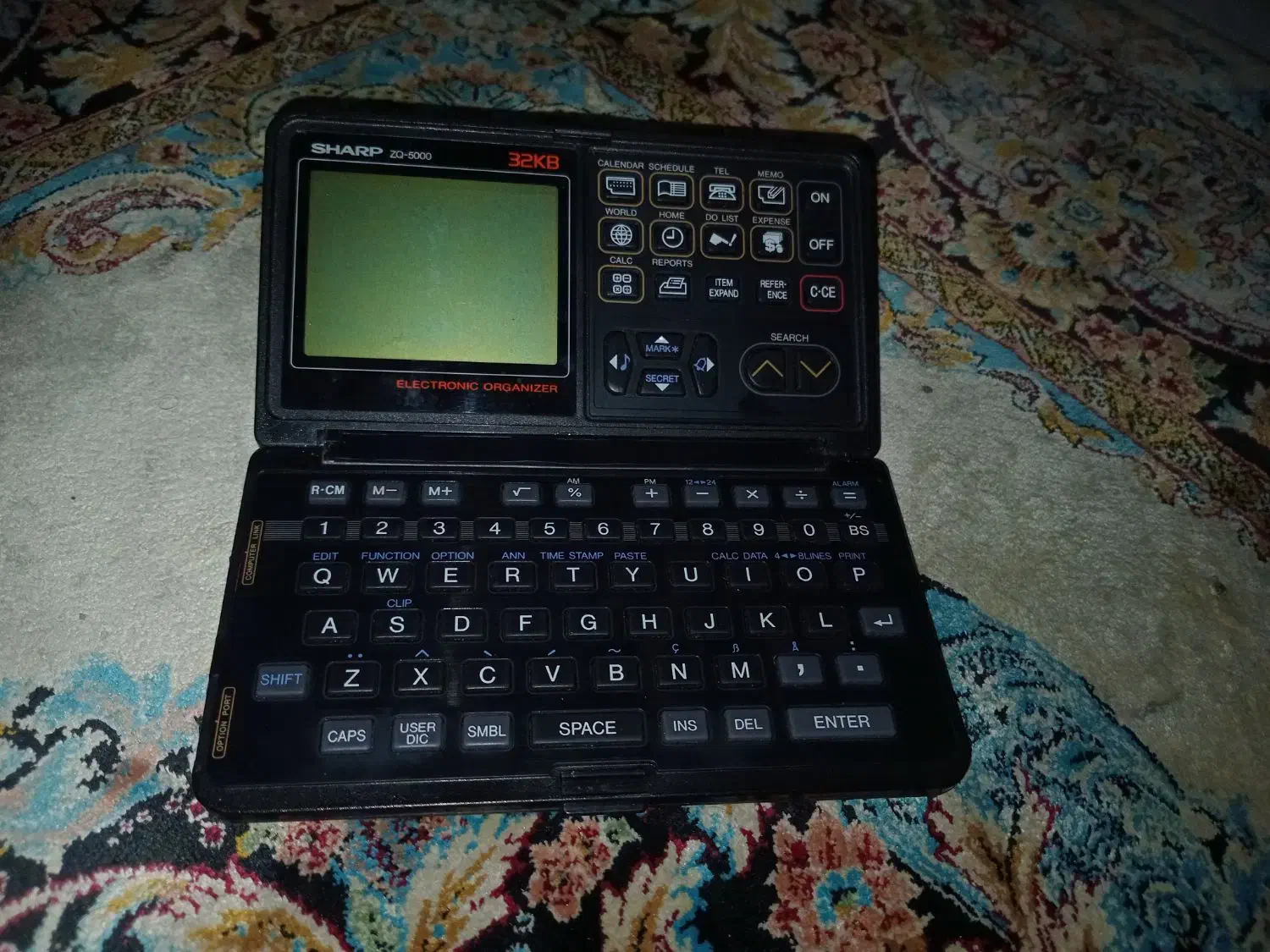 کامپیوتر جیبی|رایانه رومیزی|پردیس, فاز ۸|دیوار