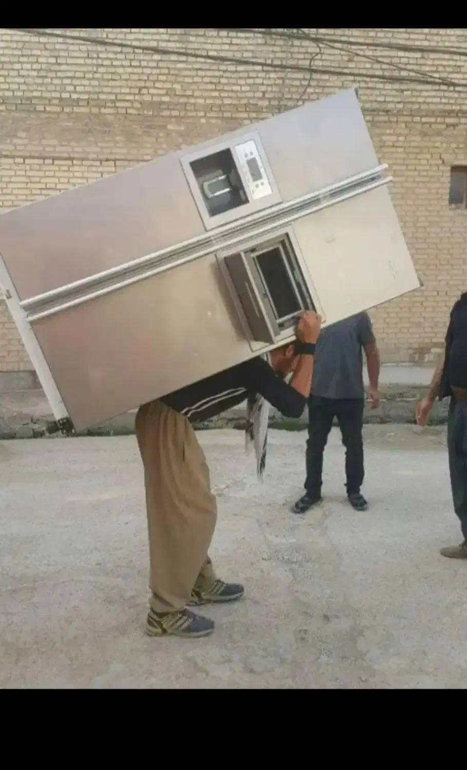 کارگر برای کنده کاری جابجایی و تخریب کاری|خدمات حمل و نقل|بندرعباس, |دیوار