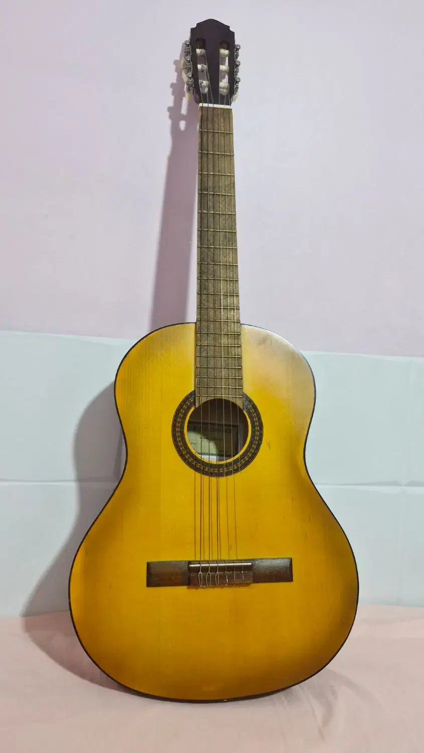 گیتار ایرانی کوردوبا|گیتار، بیس، امپلیفایر|فردیس, شهرک شهید حسینی|دیوار