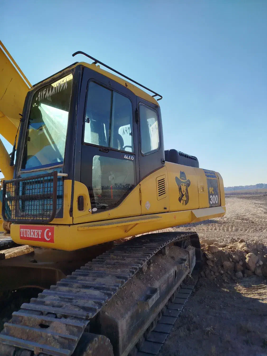 بیل کوماتسو۳۰۰خط۷|خودرو سنگین|خسروشاه, |دیوار