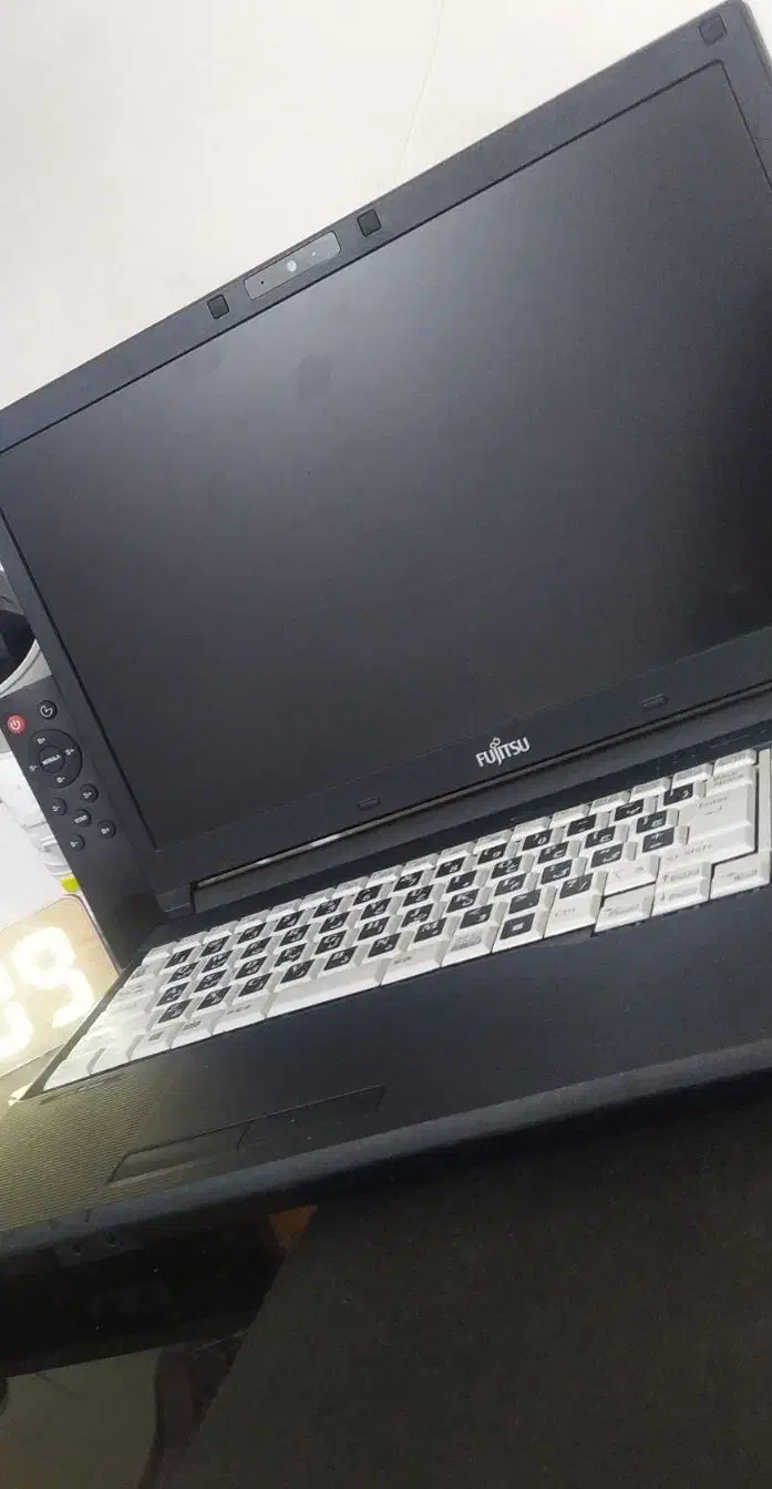 لبتاب فوجیستو رام چهار|رایانه همراه|آزادشهر, |دیوار