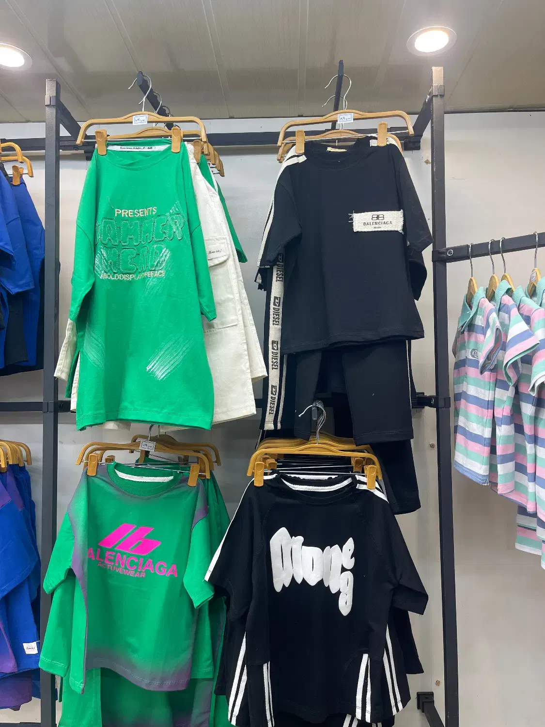 فروش فوری به قیمت فاکتور|کفش و لباس بچه|تنکابن, |دیوار