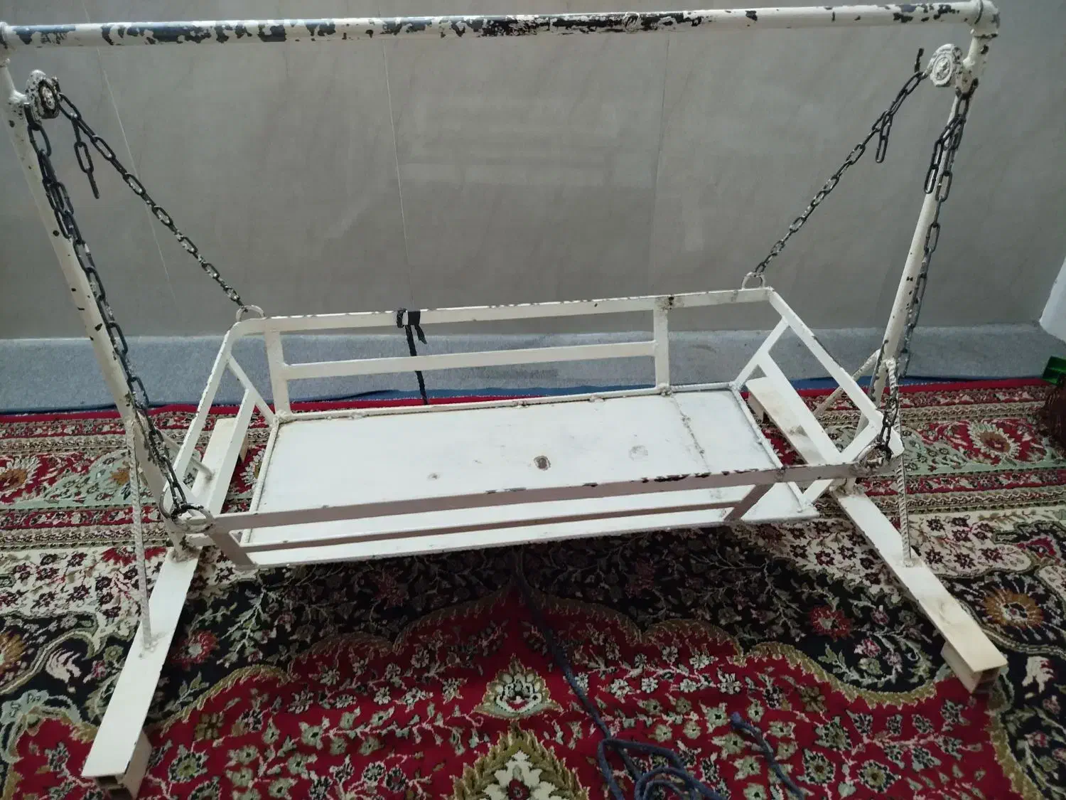 گهواره|تخت و صندلی بچه|گنبد کاووس, |دیوار