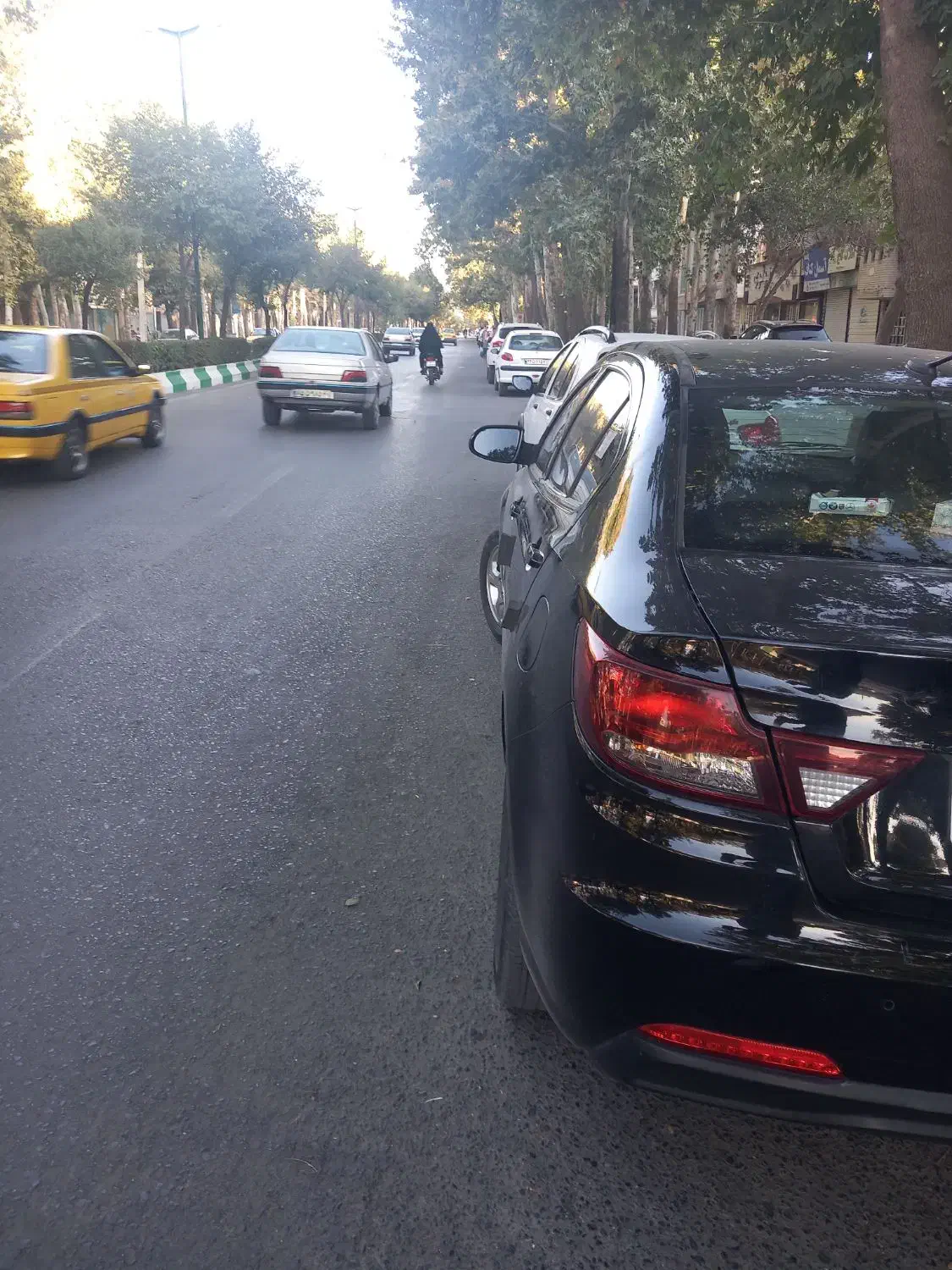 شاهین ۱۴۰۰|خودرو سواری و وانت|دورود, |دیوار