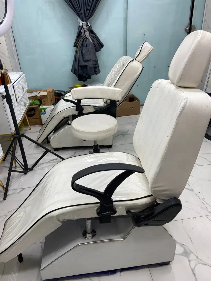 صندلی و سرشور|آرایشگاه و سالنهای زیبایی|لاهیجان, آهندان|دیوار