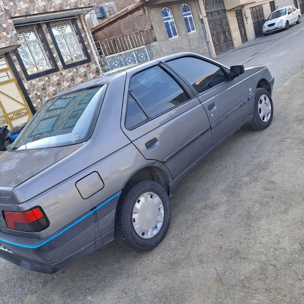 پژو۴۰۵ مدل۹۲|خودرو سواری و وانت|ساوه, |دیوار