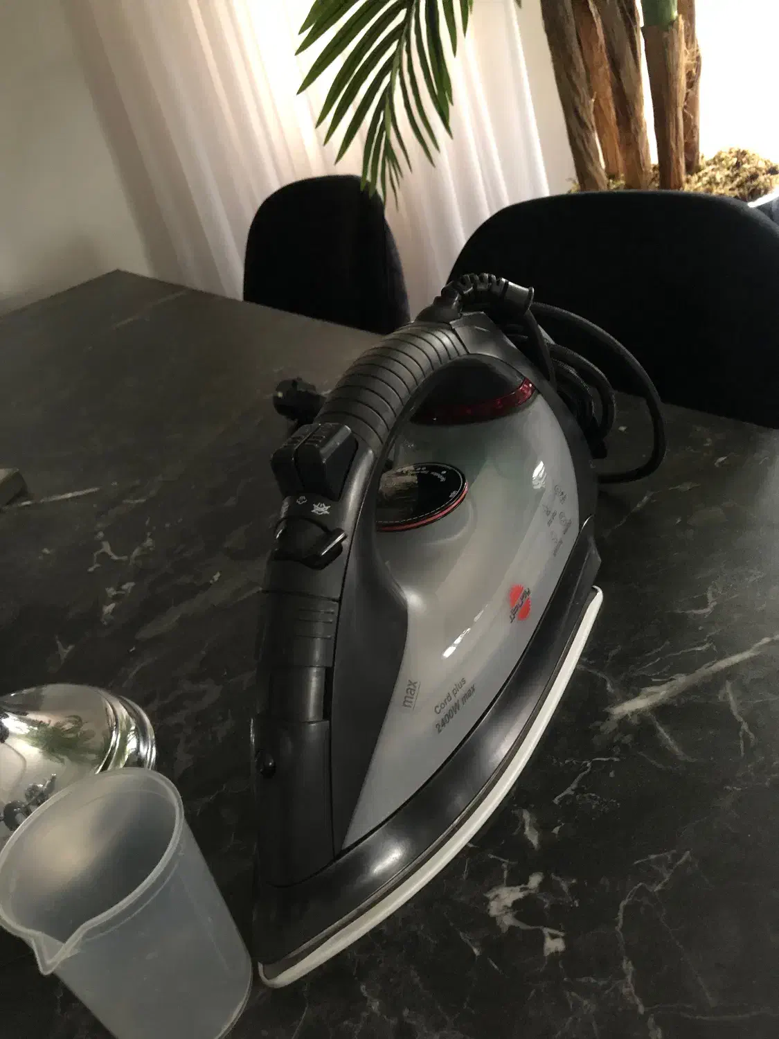 اتوی بخار پارس خزر نو و اکبندمدلSL702A|اتو و لوازم اتو|رشت, گلسار|دیوار