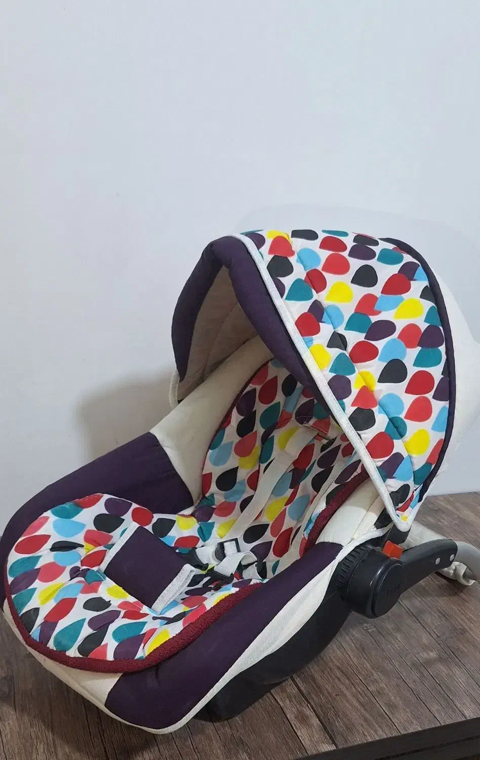 کریر در حد نو|کالسکه و لوازم جانبی|کلاله, |دیوار