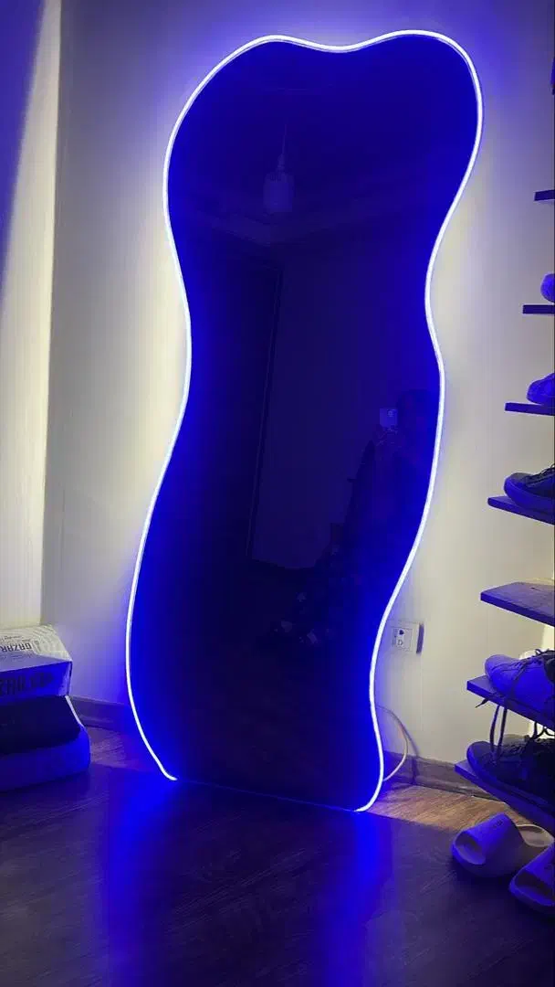 آینه قدی دفرمه|آینه|تهران, گلستان (شهرک راه آهن)|دیوار