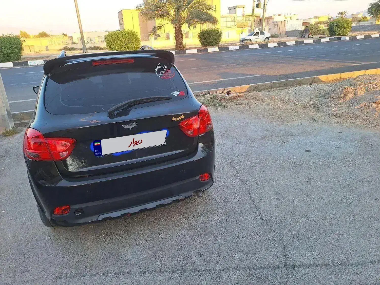 کویک ار،مشکی قرمز|خودرو سواری و وانت|زرقان, |دیوار