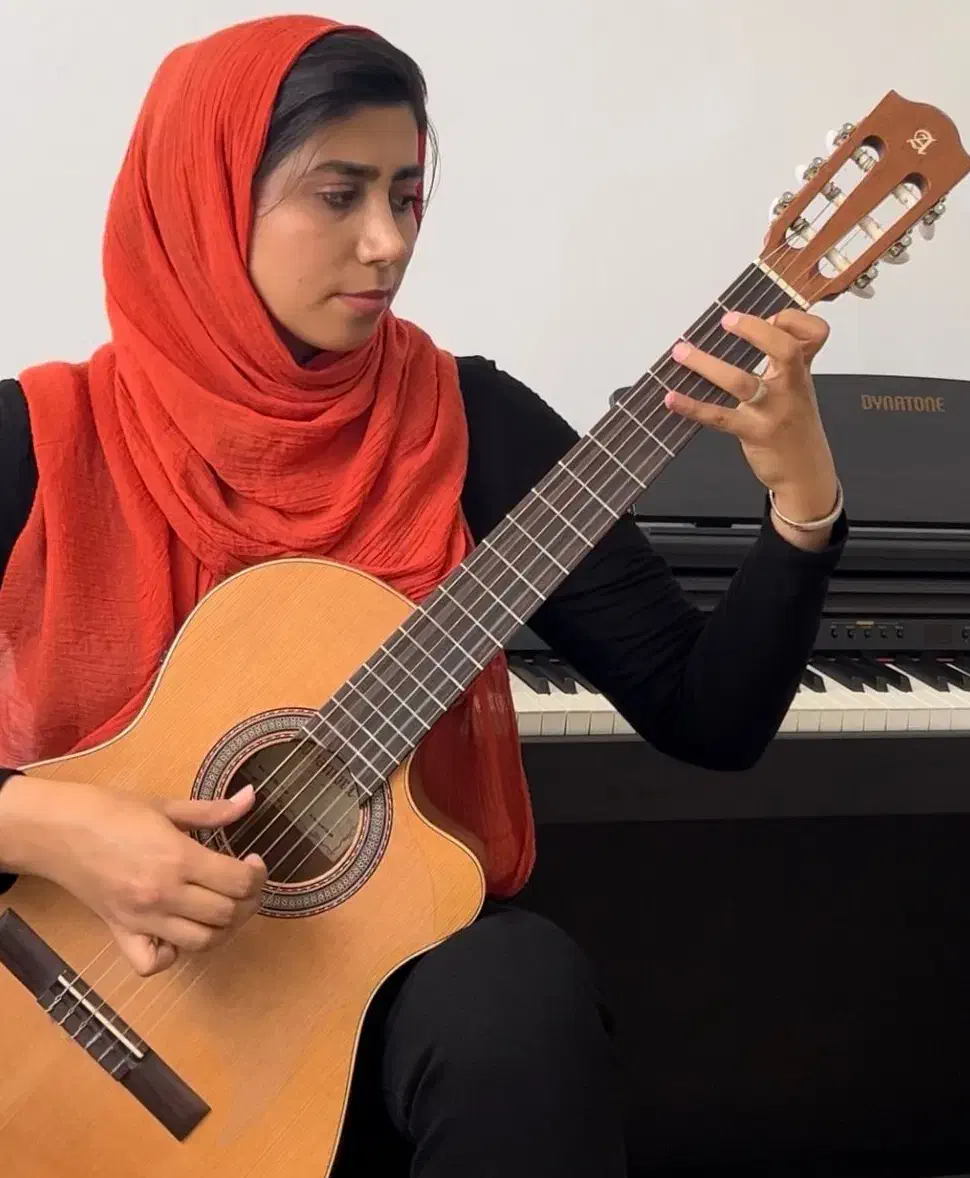 مدرس گیتار|خدمات آموزشی|پاکدشت, پاکدشت (مامازند)|دیوار