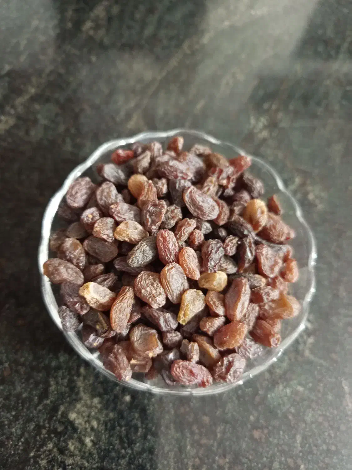 کشمش آفتاب خشک شیراز|خوردنی و آشامیدنی|قم, پردیسان|دیوار