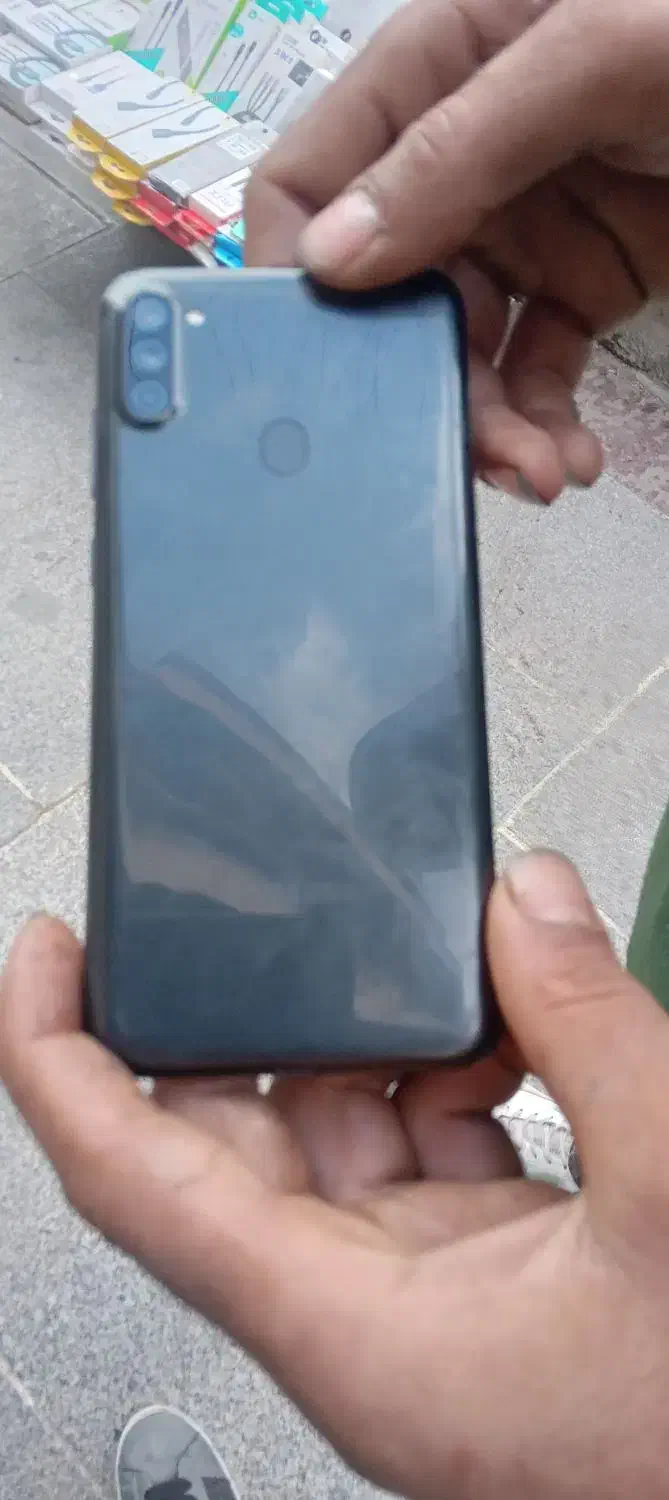 a11|موبایل|کرج, حصارک بالا|دیوار