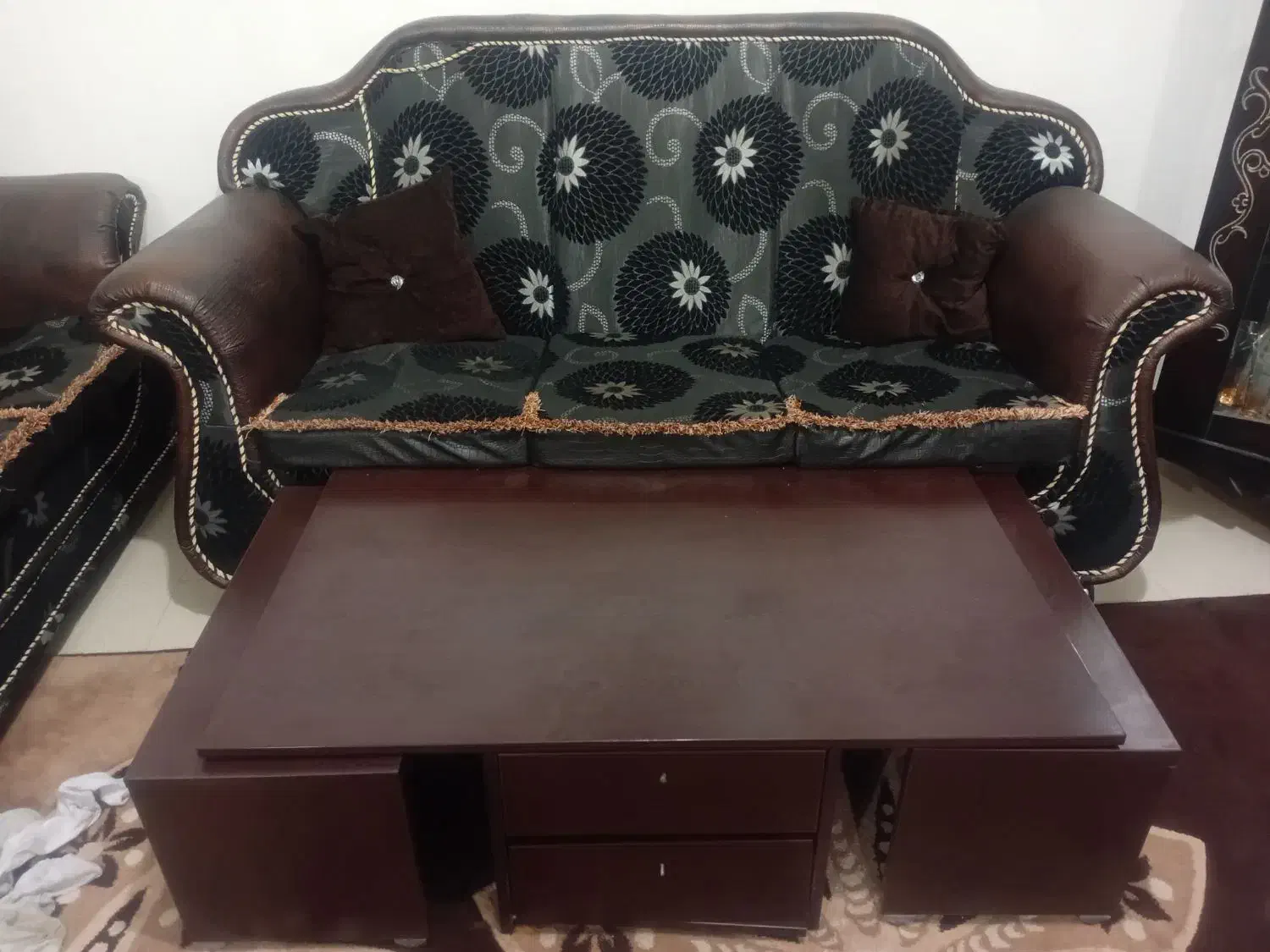 مبل شیک ومحکم|مبلمان خانگی و میز عسلی|خرمآباد, |دیوار