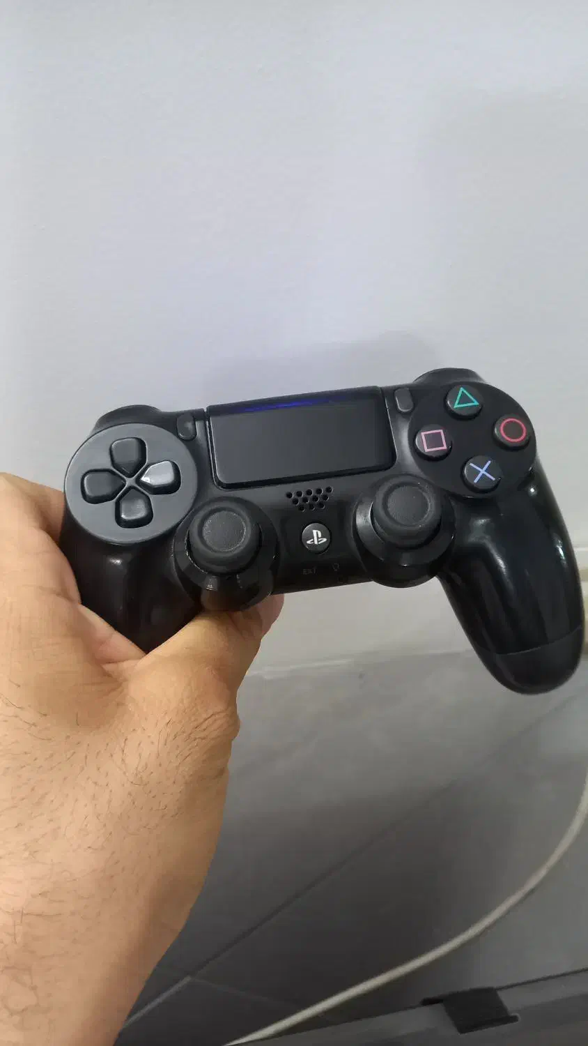 دسته ps4 درحد نو|کنسول، بازی ویدئویی و آنلاین|رباط‌کریم, رباط‌کریم|دیوار