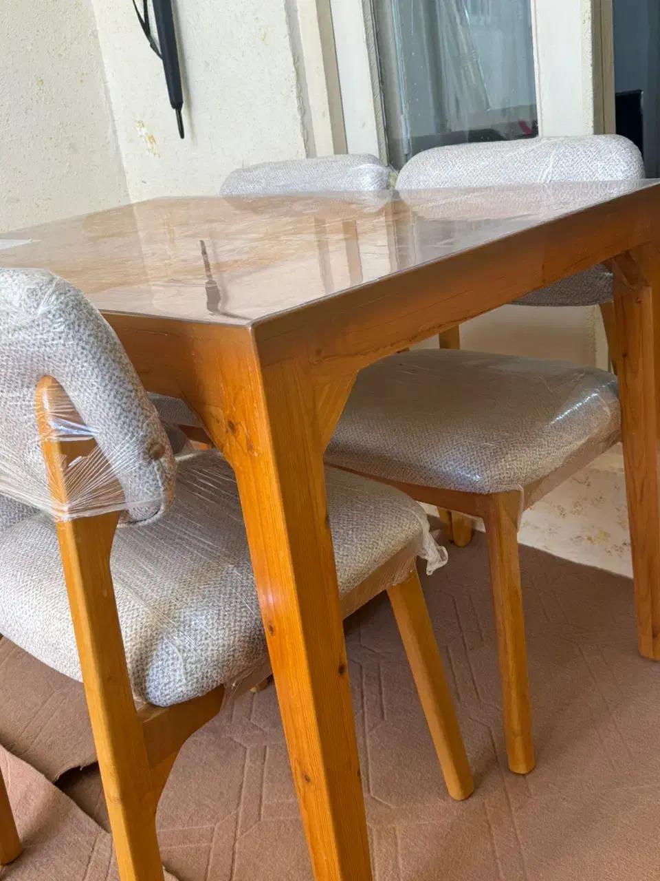 غذاخوری نونو حتی کاورش باز نشده|میز و صندلی غذاخوری|زنجان, |دیوار