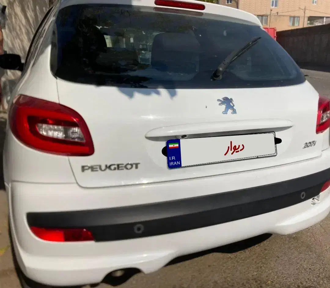 ۲۰۷ مدل۹۹|خودرو سواری و وانت|کرمان, |دیوار