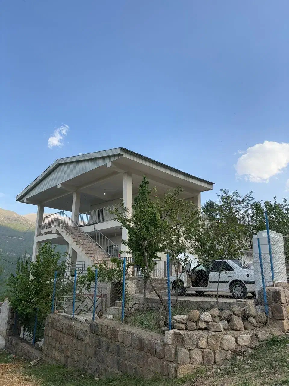 عمارت چجا|اجارهٔ کوتاه‌مدت ویلا و باغ|فاضل آباد, |دیوار