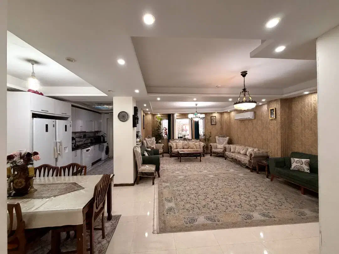 فروش واحدسنددار.آب وبرق.ابتدای خیابان بهار|فروش آپارتمان|رشت, باهنر|دیوار