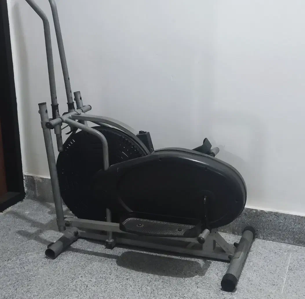 دوچرخه ثابت|تجهیزات ورزشی|خواف, |دیوار