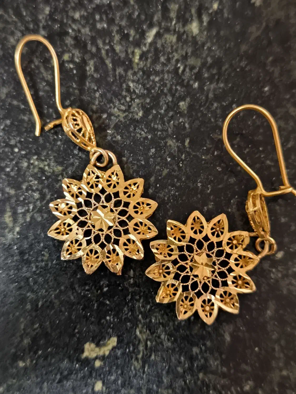 نیم ست و یه جفت گوشواره|جواهرات|زاهدان, |دیوار