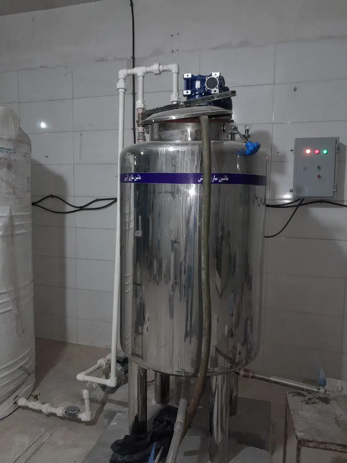 خط تولید شوینده|ماشین‌آلات صنعتی|رباط‌کریم, وهن آباد|دیوار