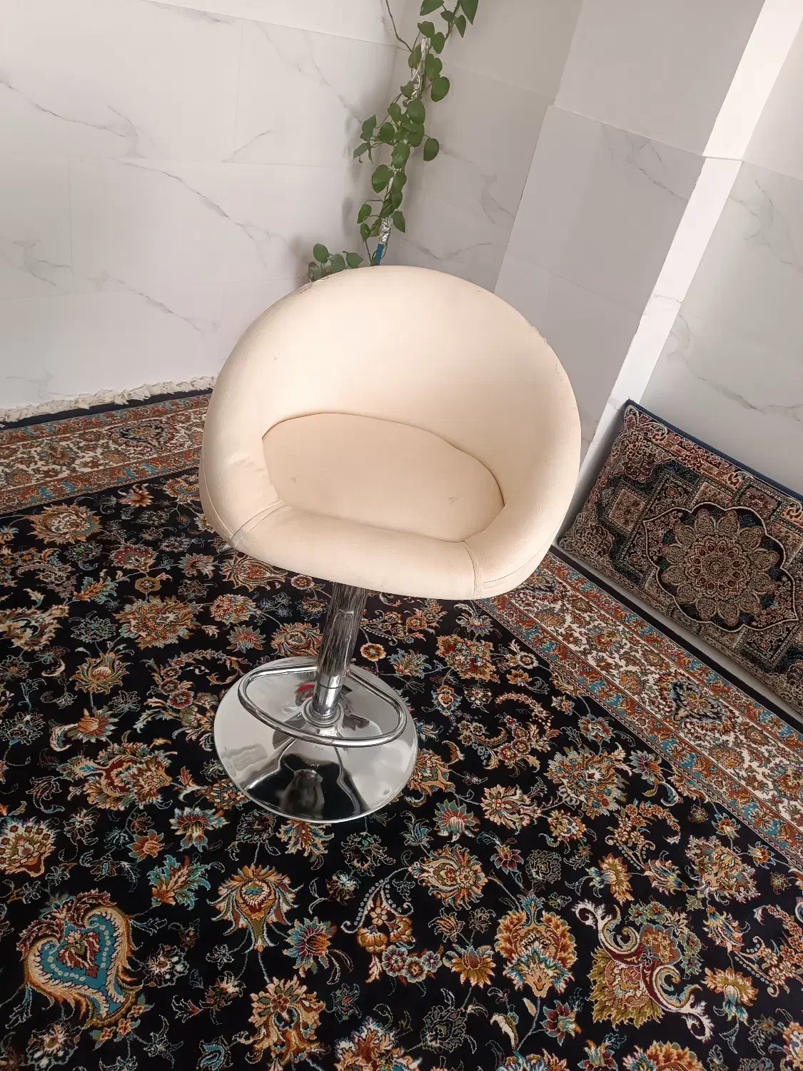 فروش صندلی جک دار|صندلی و نیمکت|کاشمر, |دیوار