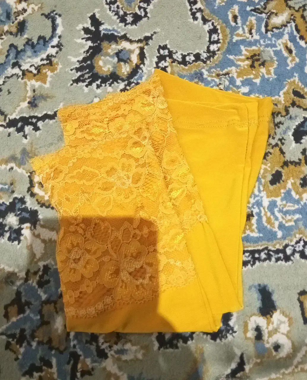 یک عدد ساق دست خوش رنگ|لباس|امیدیه, |دیوار