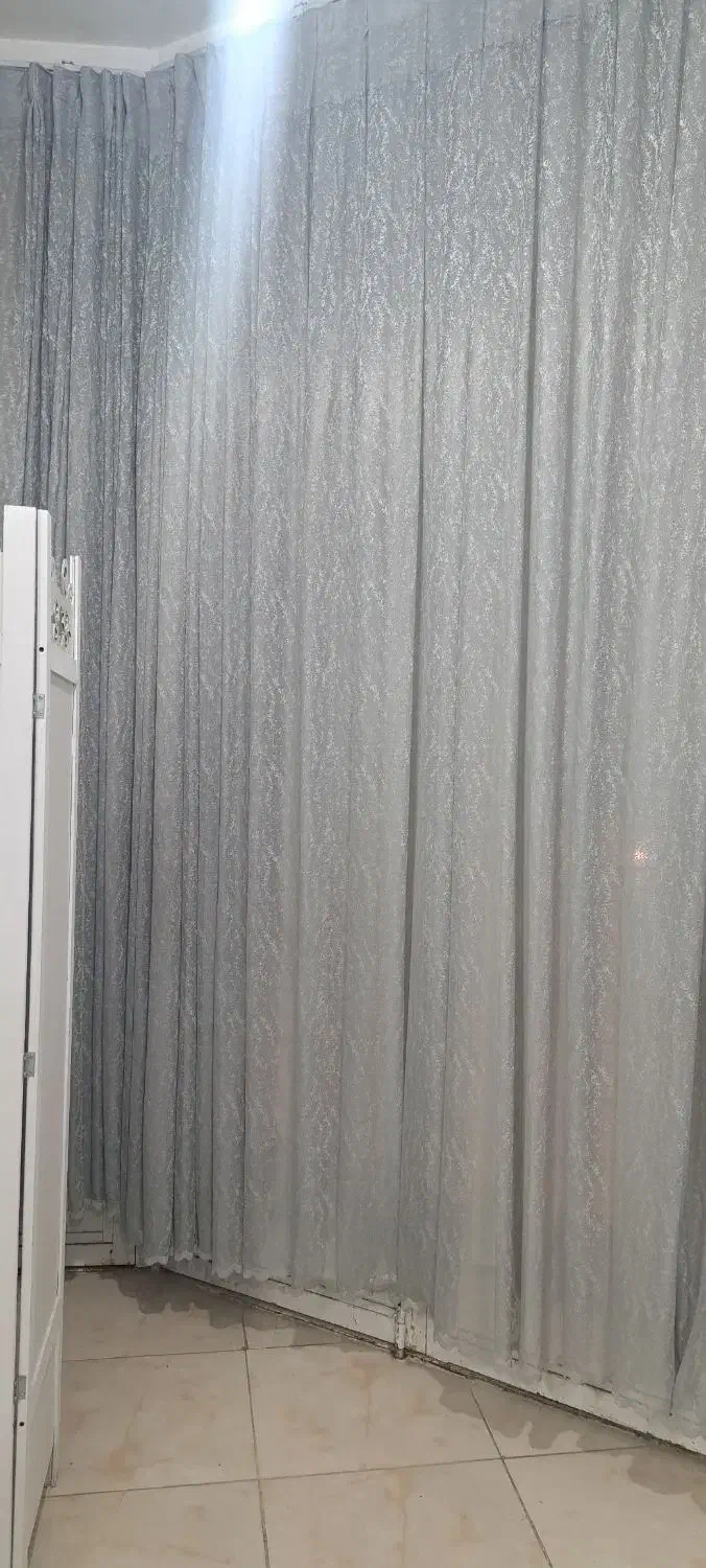 تعدادی وسایل سالن زیبایی در حد نو بفروش میرسد|آرایشگاه و سالنهای زیبایی|ایلام, |دیوار