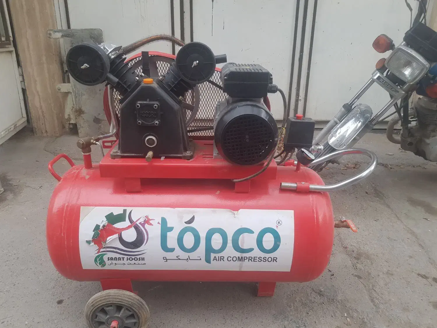 لوازم نجاری فرز پمپ باد سنگ مهک و دیگ رنگ|ابزارآلات|مشهد, بهمن|دیوار