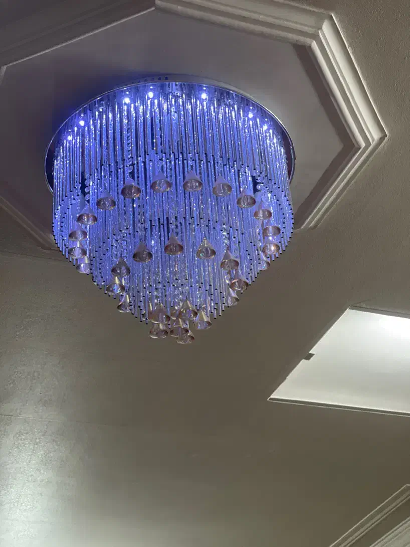 لوستر ریموت دار زیرقیمت|لوستر و چراغ آویز|اراک, |دیوار