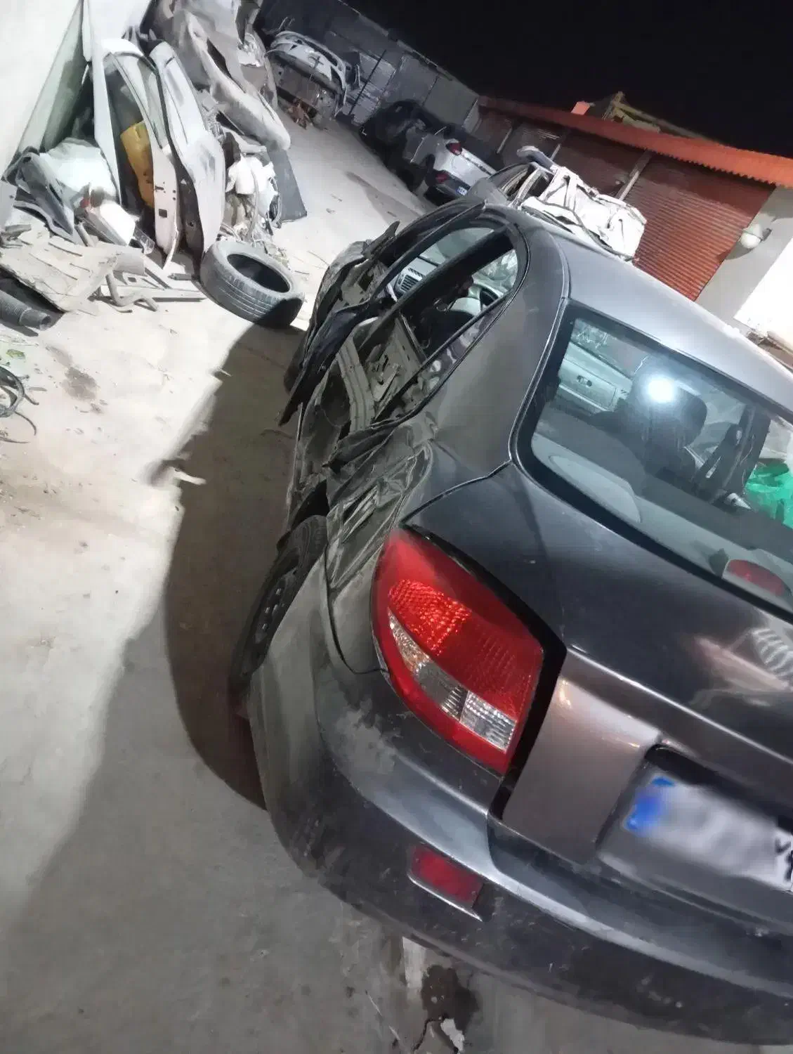 فروش خودرو تصادفی|خودرو سواری و وانت|تربتحیدریه, کاشانی|دیوار