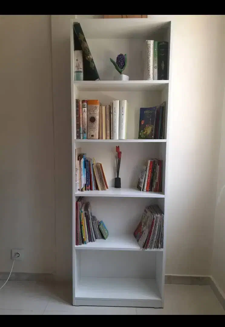 کتابخانه|کتابخانه، شلف، قفسه‌های دیواری|بهارستان, |دیوار