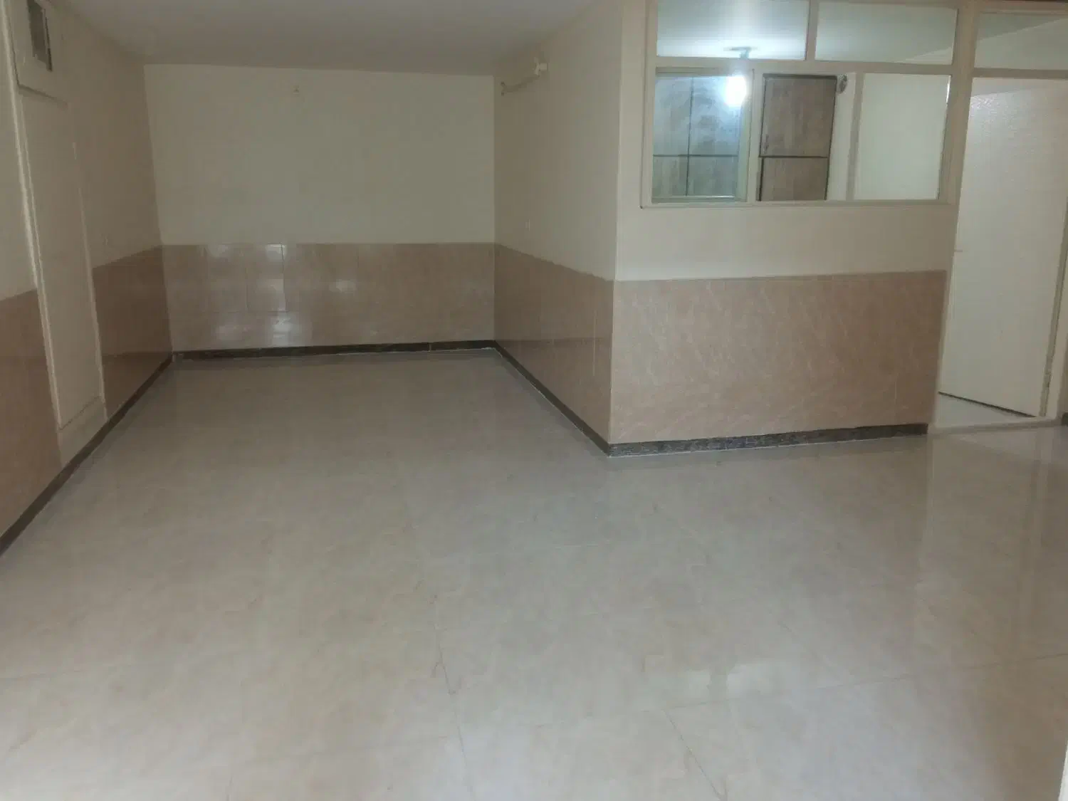 رهن و اجاره منزل120میلیون رهن و اجاره 6میلیون|اجارهٔ خانه و ویلا|شاهین‌شهر, مخابرات (شهید بهشتی)|دیوار