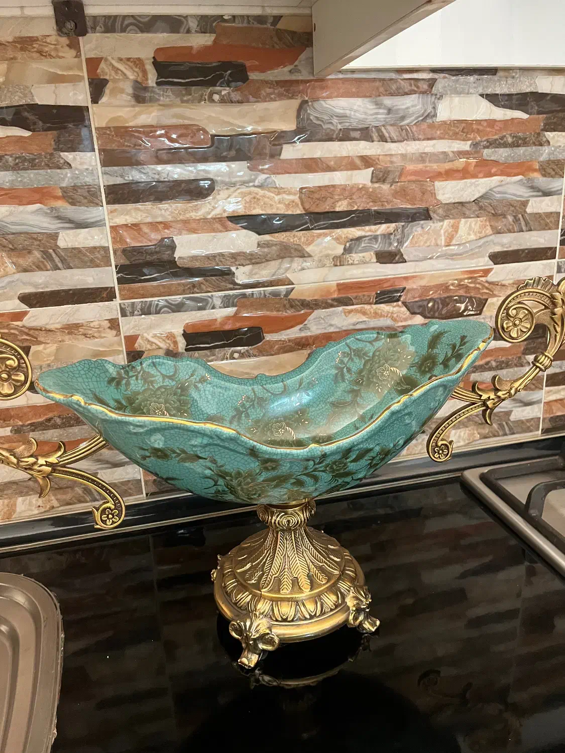 ظرف|ظروف سرو و پذیرایی|نور, |دیوار