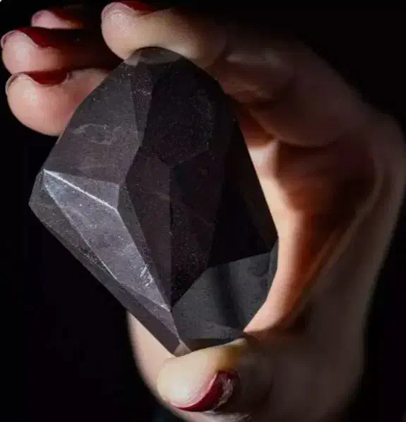 شهاب سنگ|جواهرات|بهارستان, |دیوار